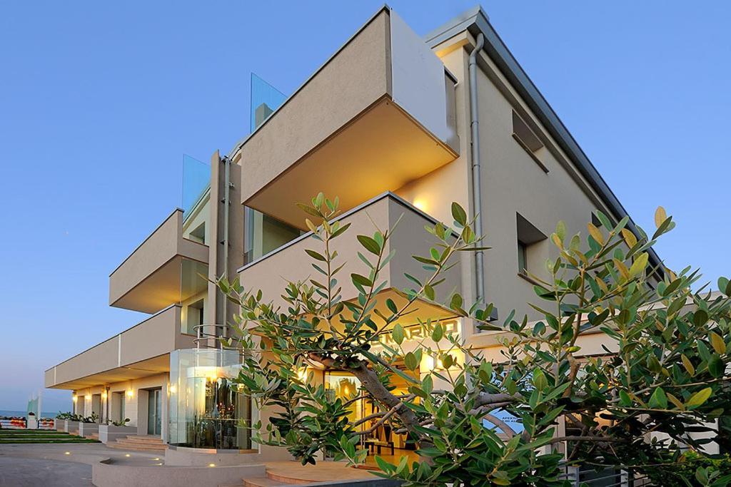 רימיני Hotel & Residence Cavalluccio Marino מראה חיצוני תמונה