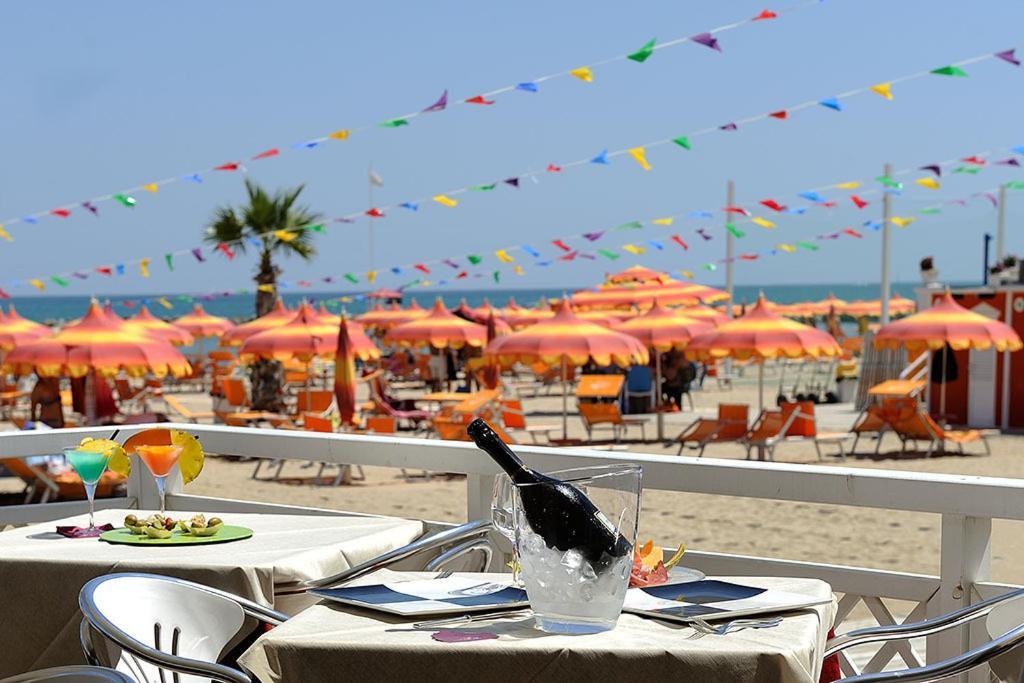 רימיני Hotel & Residence Cavalluccio Marino מראה חיצוני תמונה