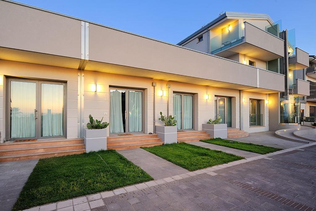 רימיני Hotel & Residence Cavalluccio Marino מראה חיצוני תמונה