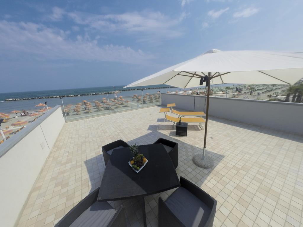 רימיני Hotel & Residence Cavalluccio Marino מראה חיצוני תמונה