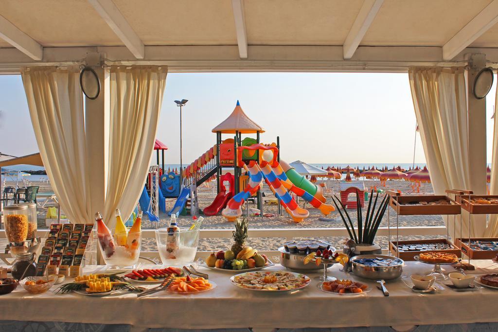 רימיני Hotel & Residence Cavalluccio Marino מראה חיצוני תמונה